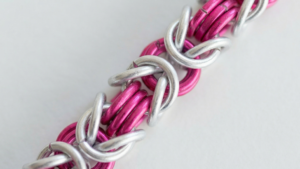 Hringaprjónuð armbönd